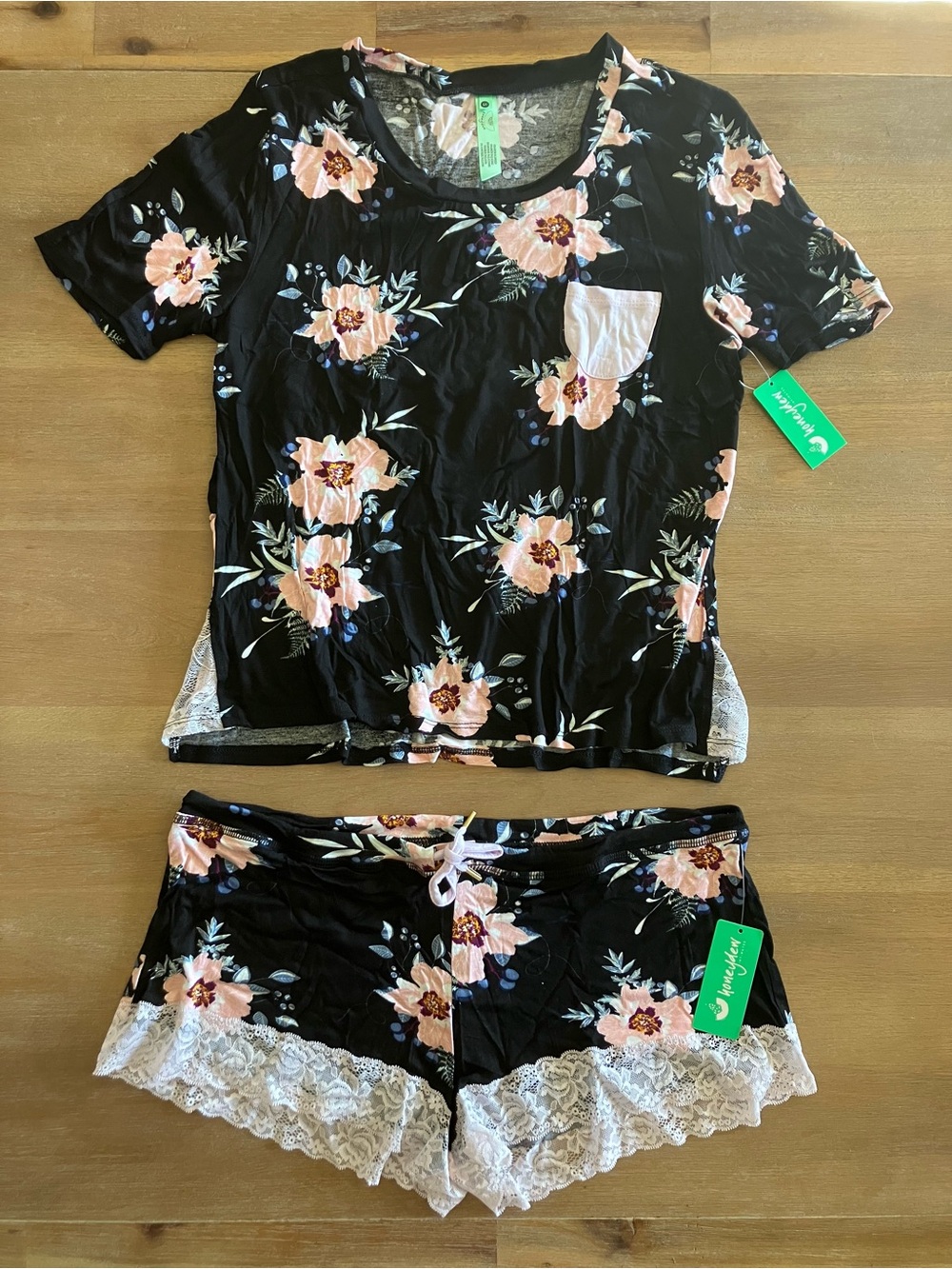 Honeydew shorts pajama set SMALL